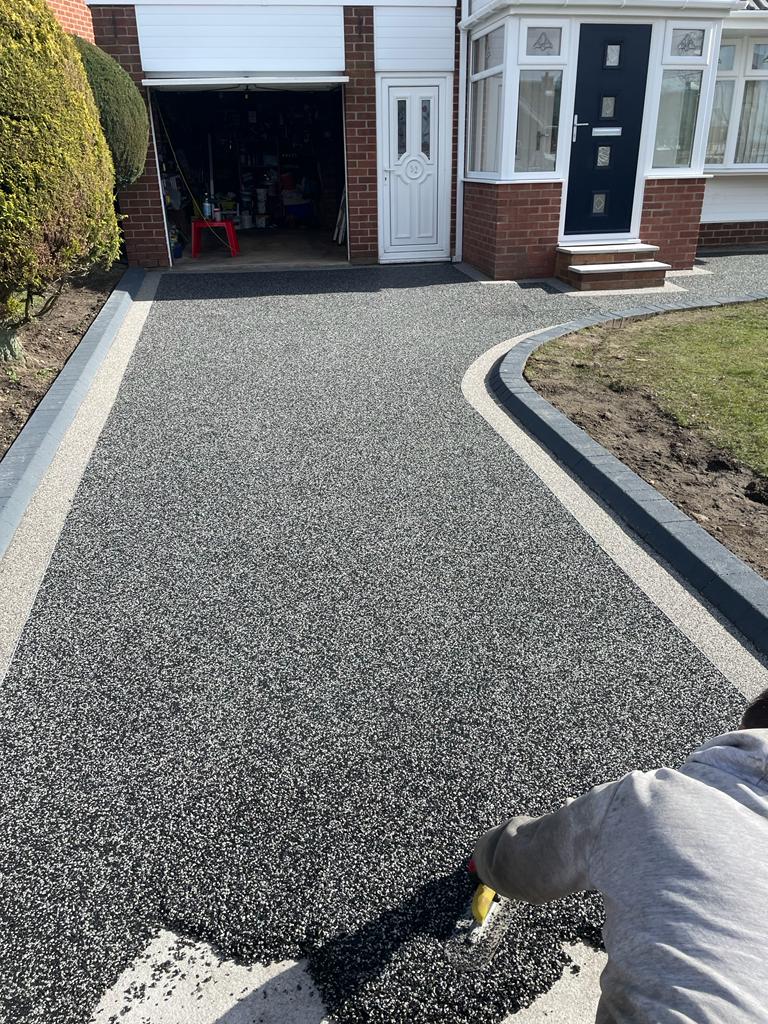 Another-fantastic-job-complete-by-our-team-this-week-in-easington-old-Paved-Drive-Dug-Out-and-Finished-in-Resin-4